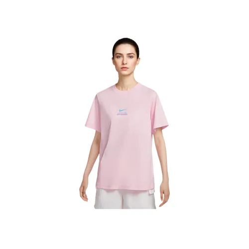 Nike Sportswear T-Shirt Женская Розовая