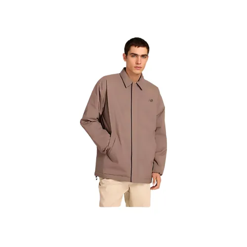 New Balance Coaches Куртка Куртки Пальто Мужской Темный цвет Гриб