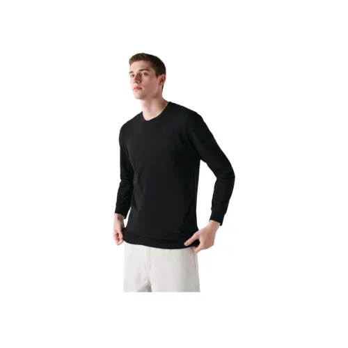 UNIQLO Мужские черные футболки