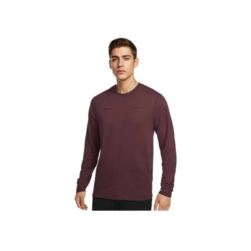 Nike A.P.S. Dri FIT ADV Axis Performance System T-Shirt Мужской Яркий Бордовый Красный