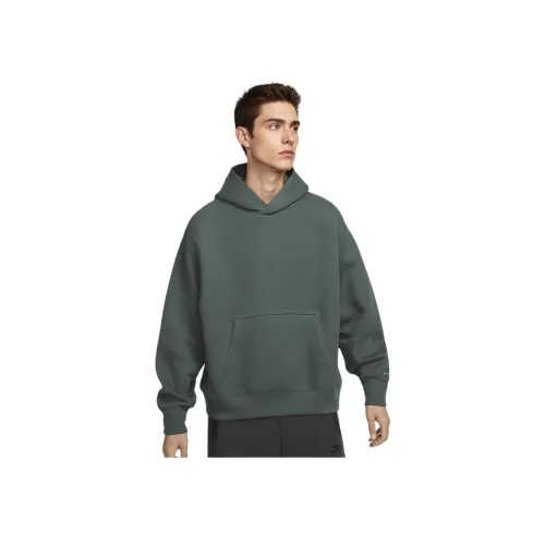 Nike Sports Life Collection Tech Reimagined Свитшот Мужской Зеленый