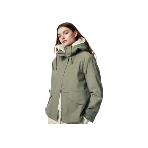 UNIQLO Куртки и Пальто Женские Темно-оливковый