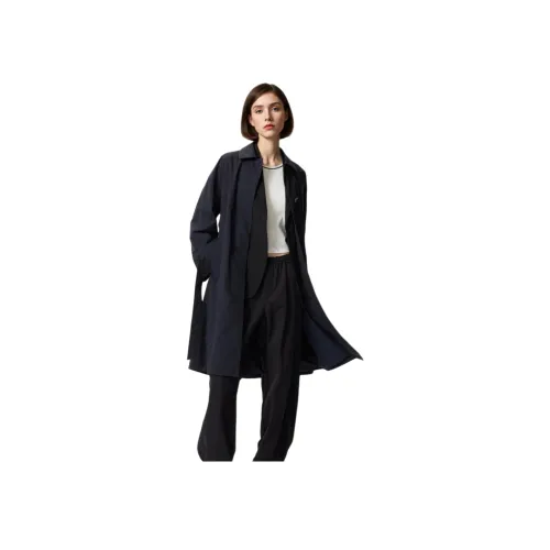 UNIQLO Черное Женское Пальто