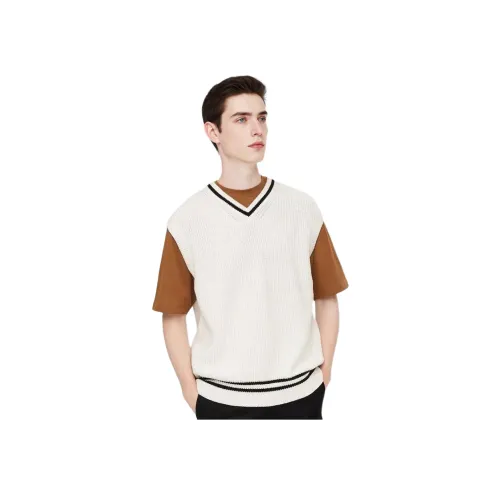 UNIQLO Сливочный Унисекс Футболки