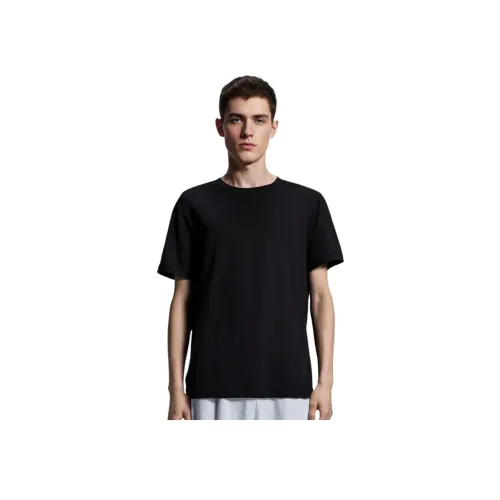 On Studio T Черная Мужская Футболка