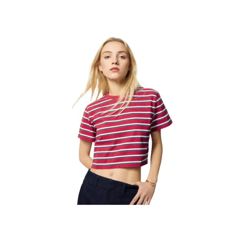 UNIQLO Женские красные футболки