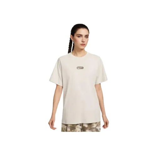 Nike Swoosh T-Shirt Женская Экрю