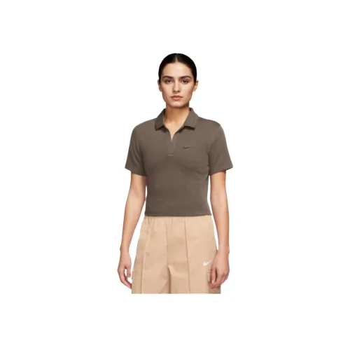 Nike Sportswear T-Shirt Женская Коричневая