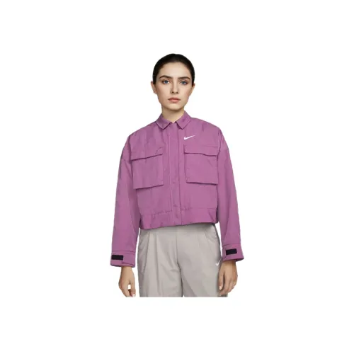 nike Женские Куртки цвета Бордовый
