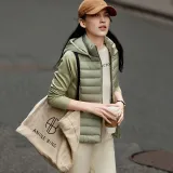 Цвет зеленого авокадо