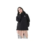 Призрачно черный