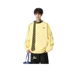 Светло-жёлтый