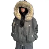 Gray (В комплекте с съемной и моющейся булавкой)