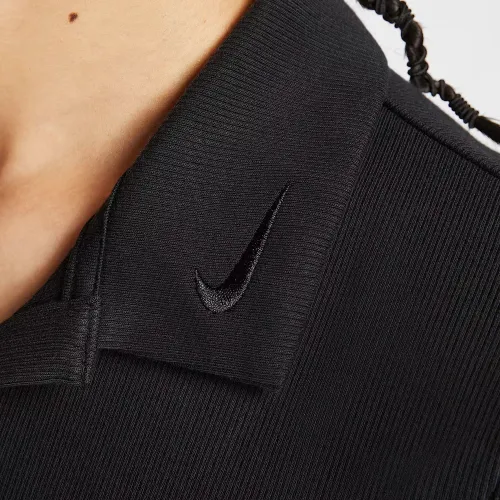 NIKE Sportswear Черные Женские Футболки