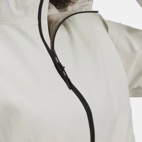 Under Armour Unstoppable Белые Женские Куртки