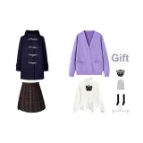 Темно-синий шерстяной пальто + фиолетовый кардиган + белая длинная рубашка + с утяжкой на талии + бейдж + галстук-бабочка + носки до икры + пылезащитный чехол + вешалка