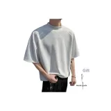 Белый, с подарками