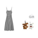 Одно серое платье-камзол