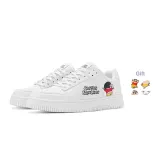 Белый +2 Случайные шармы, изготовленные методом капельного литья