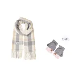 Шарф цвета экрю + серо-бежевые перчатки с откидным крылом