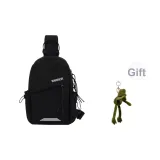 Чёрный с брелком в виде лягушки.