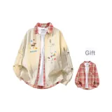 Бежевая куртка (в комплекте с красной рубашкой)