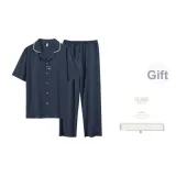 Пыльно-голубой