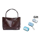 Коричневый, с подарками Дораэмон, случайная косметичка.