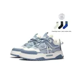 Белый, синий + бесплатные носки до колена.