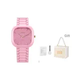 Нежно-розовый