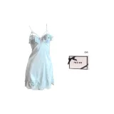 Кремово-голубая коробка