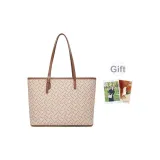 Светло-абрикосовый