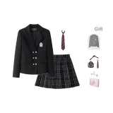 Черный костюм + Луна остров, с подарками бесплатно: галстук + значок