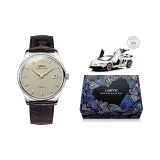 Серебряный корпус, медный циферблат, коричневый кожаный ремешок.