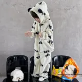 Белый, с капюшоном, стиль