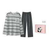 Светло-серый с полосами