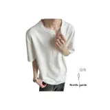 Белый, с подарками