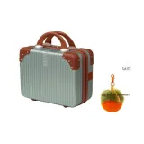 Темно-зеленый