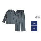 Темно-зеленый