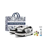 White (Сумка для покупок включена + Аксессуары для обуви с улыбающимся лицом *6 + Очиститель для обуви)