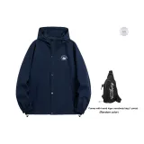 Темно-синий (Включает фирменную сумку через плечо)