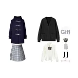 Темно-синий шерстяной пальто + черный кардиган + белая длинная рубашка + мини юбка + бейдж с бабочкой + носки до икры + пылезащитный чехол + вешалка