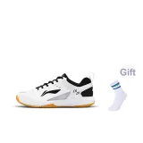 Белый, черный + спортивные носки.