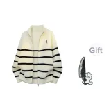 Велюровый белый [в комплекте с съемной брошью]