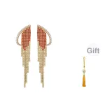 Серьги-кольца белого цвета с градиентом