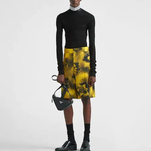 PRADA Желтые Мужские Повседневные Шорты
