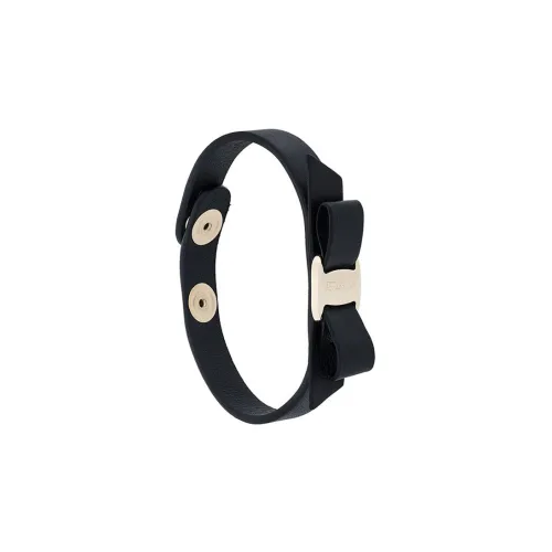 Ferragamo Телячья кожа Нарукавные повязки Черный Женские