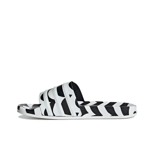 MARIMEKKO x adidas originals ADILETTE Slip Resistant Слипоны Женские Черный Белый