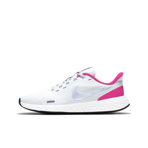 Nike REVOLUTION 5 Беговые кроссовки Низкий топ Унисекс