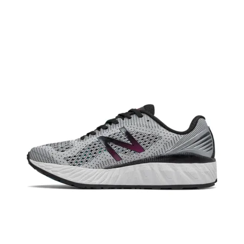 New Balance NB FRESH FOAM VONGO V2 Low Топ Беговые кроссовки Женские Черный Серый